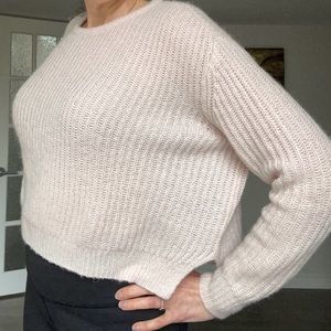 Tristan pale pink cropped super soft sweater in L